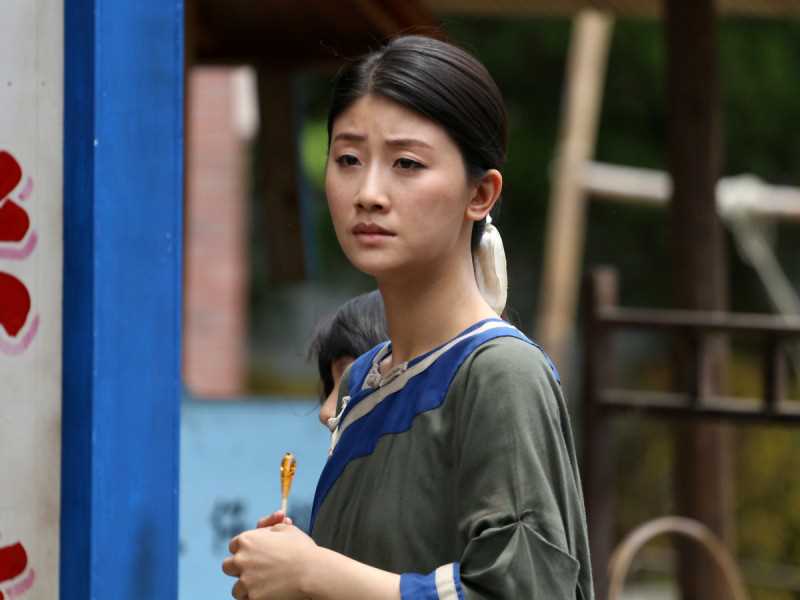 新丁花开曾初妹 