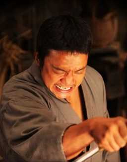 最后的座头市市的扮演者是香取慎吾