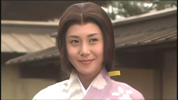 利家与松阿松的扮演者是松岛菜菜子