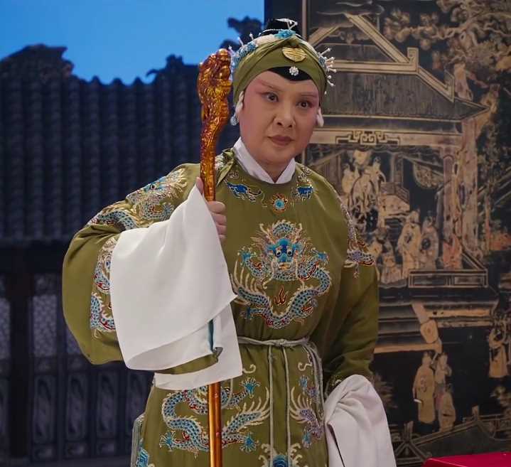 穆桂英挂帅佘太君