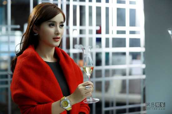 男神时代Kelly的扮演者是郑媛元