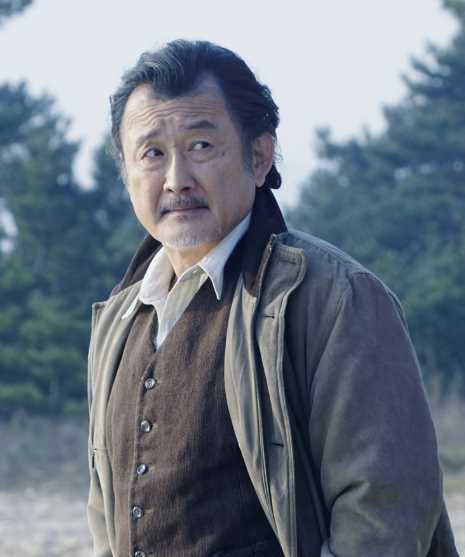 爱上谎言的女人海原匠