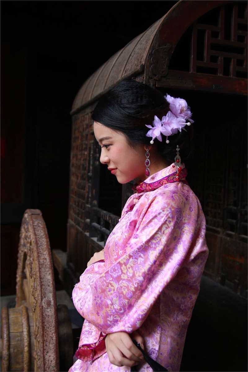 赶尸人之摄魂铃艾媚&黄淑湘的扮演者是崔莉雅