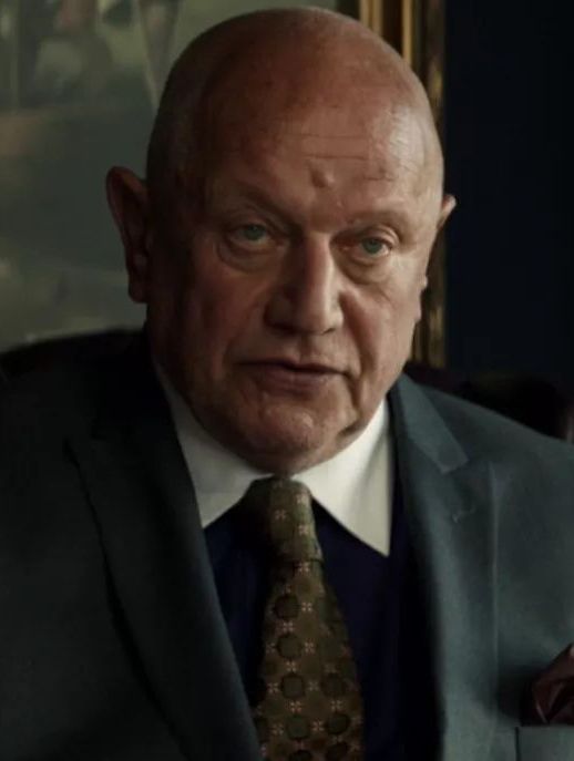 曼哈顿夜曲霍布斯