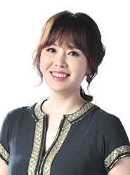 让女人哭泣罗恩秀的扮演者是河熙罗