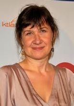 声梦奇遇Mme Proust的扮演者是安乐妮