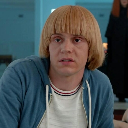 美国恐怖故事第七季泰特、基特、凯尔、吉米、马奇、罗里、凯、发型师、机械设计师