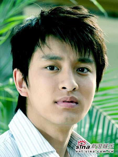 女人不哭章子华