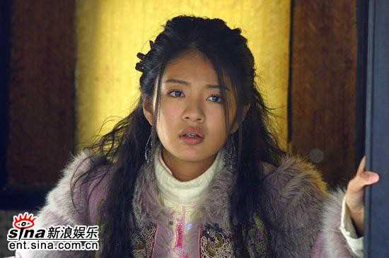 雪山飞狐苗若兰的扮演者是安以轩