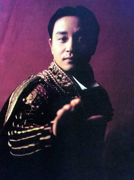 夜半歌声宋丹平