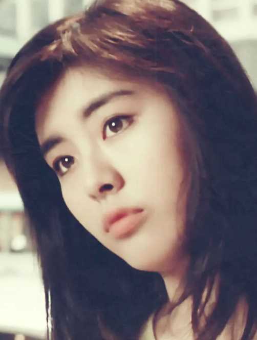 义盖云天港生的扮演者是王祖贤