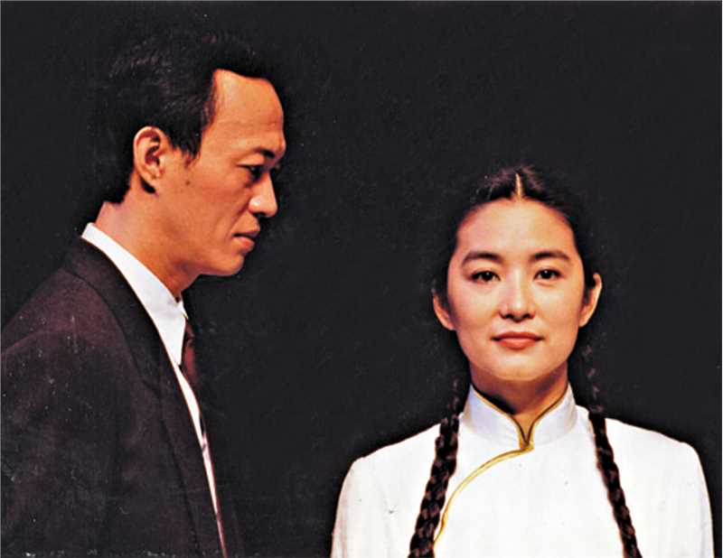 暗恋桃花源江滨柳的扮演者是金士杰