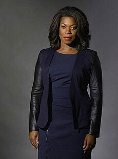 不死法医Roark的扮演者是芭芭拉·伊芙·哈里斯