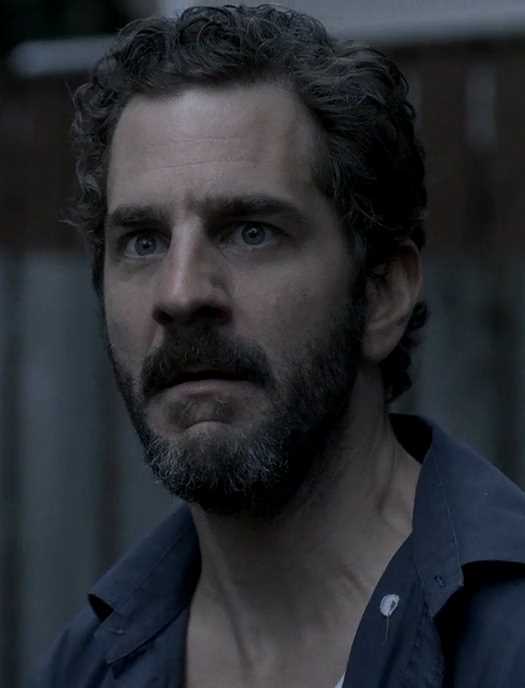 柜中野兽彼得·麦德利