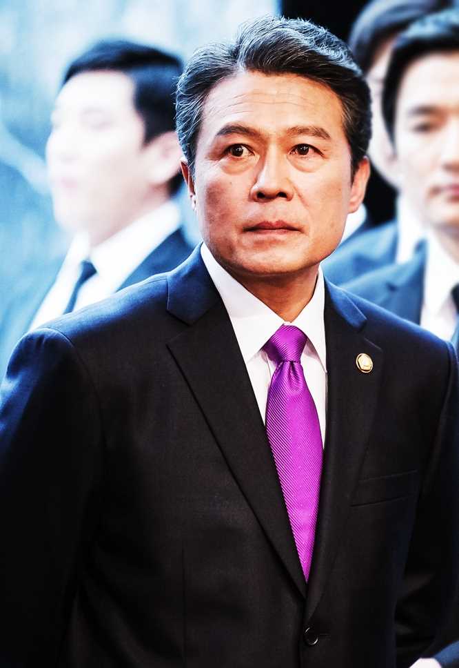 Doctor异乡人张硕周