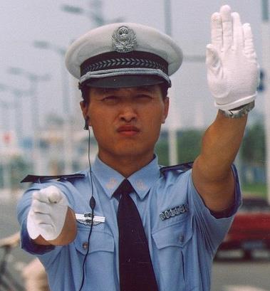 红灯绿灯牛小刚