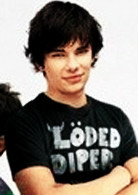 小屁孩日记罗德里克的扮演者是戴文·博斯蒂克