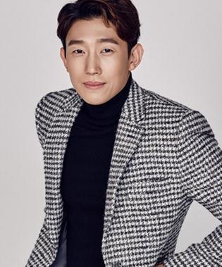 W-两个世界姜锡范