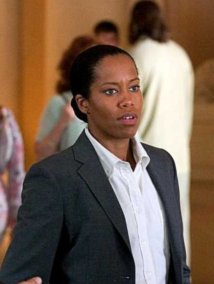 特工佳丽2：武力巾帼珊姆·佛勒