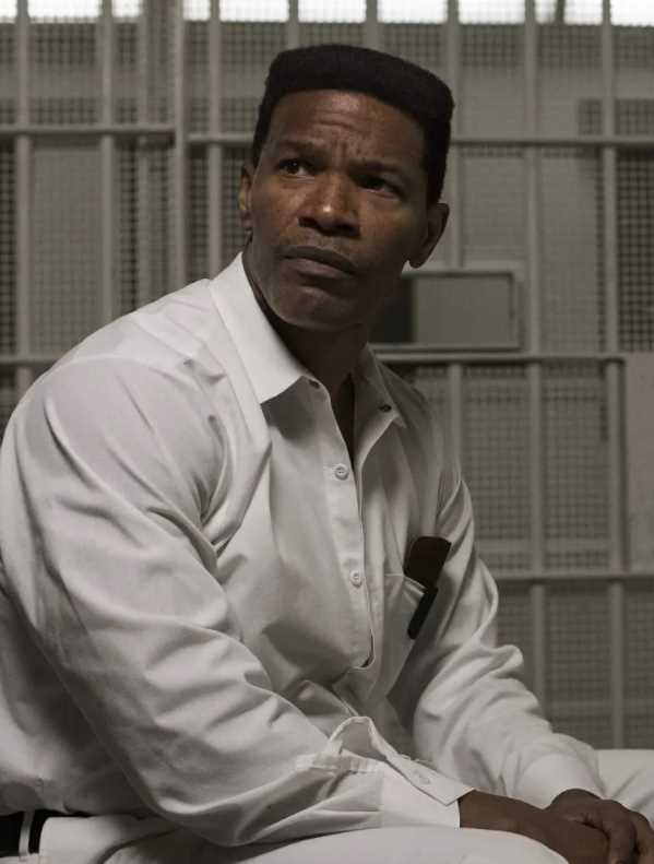 正义的慈悲沃尔特·麦克米利安