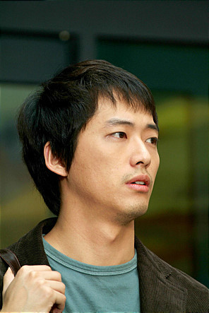 卑劣的街头金珉浩