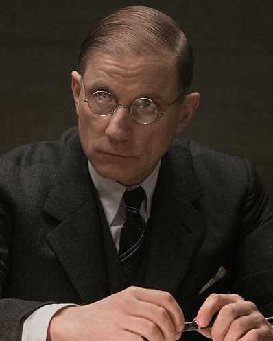 间谍同盟V部门官员