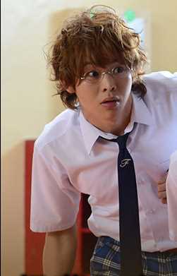 金田一少年之事件簿N佐木龙二的扮演者是有冈大贵