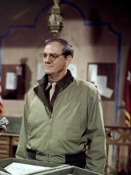 巴顿将军布雷德利