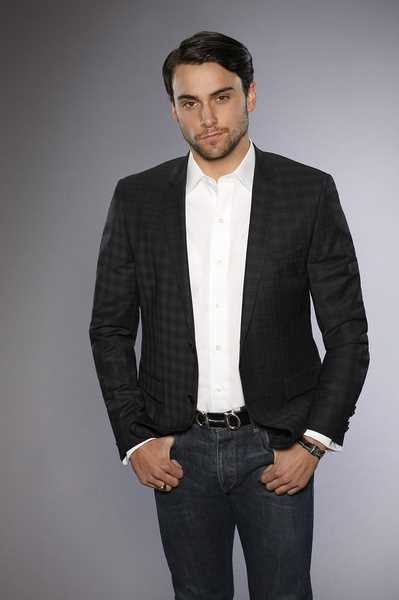 逍遥法外第一季康纳·沃尔什