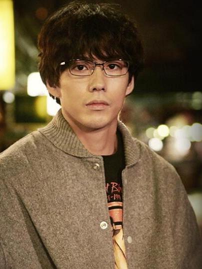 唯有在想死的夜晚小野浩史