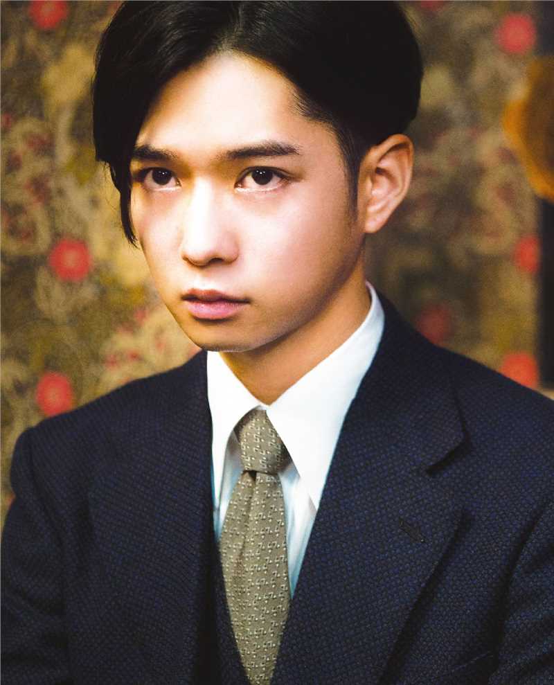 人间失格：太宰治和三个..太田薰