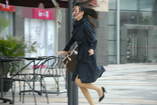 郎心如铁何婉婷