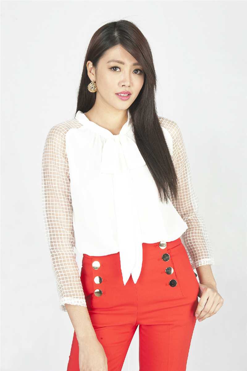 来自未来的史密特何芸芸