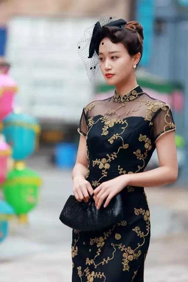 荡寇谭青儿的扮演者是蓝盈莹