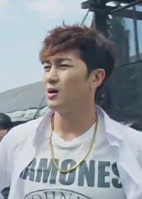 东北插班生王虎