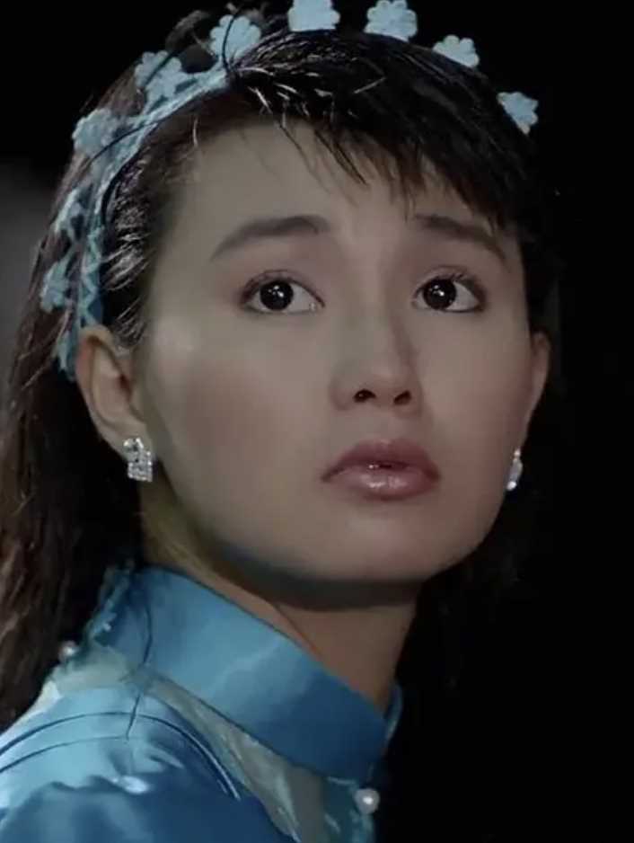 精装追女仔董曼玉