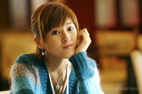 现代美女夏雨涵的扮演者是王曦仪