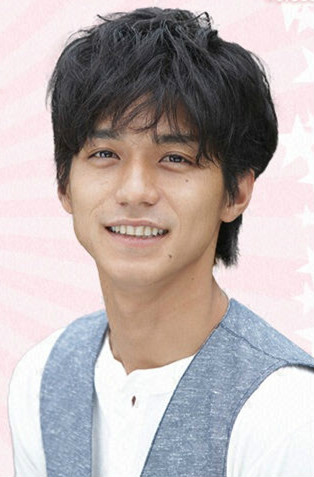 全开女孩山田草太的扮演者是锦户亮