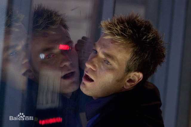 逃出克隆岛汤姆·林肯