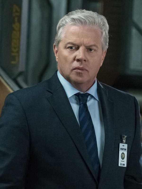 明日传奇第四季汉克·海伍德