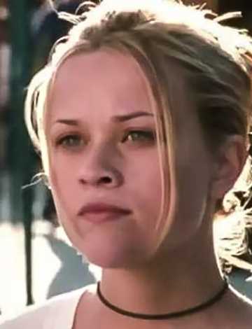 欢乐谷珍妮弗的扮演者是瑞茜·威瑟斯彭