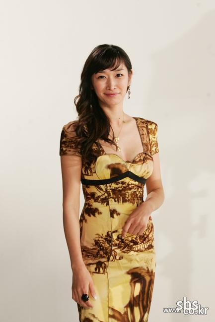 不良情侣罗突顺