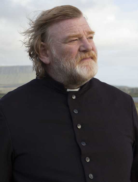 神父有难神父詹姆斯