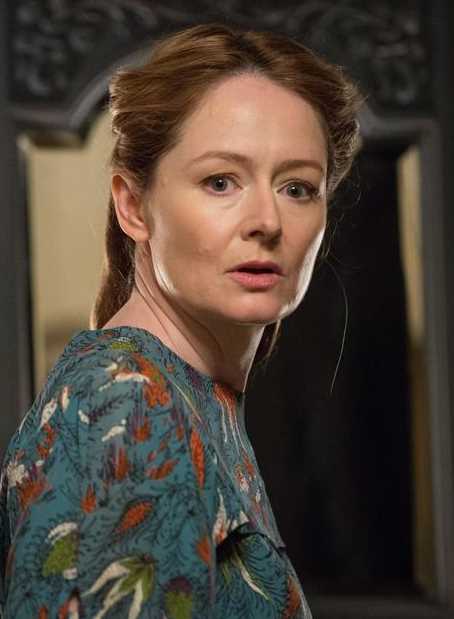 安娜贝尔2：诞生埃丝特·穆林斯