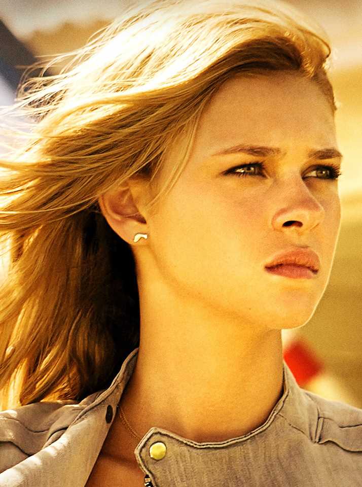 变形金刚泰莎·伊格尔