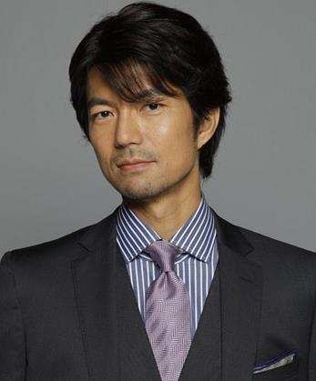 染血将军的凯旋白鸟圭辅