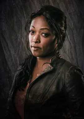 僵尸国度第五季罗伯塔·沃伦