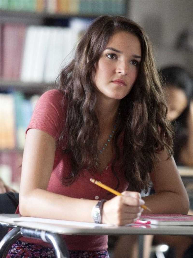 弯曲的箭头娜迪