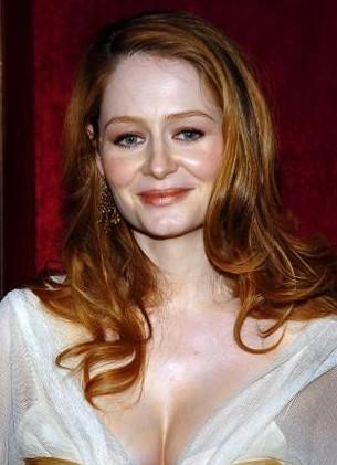 送乡人Theoline Belknapp