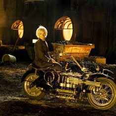 胡桃夹子：魔境冒险鼠王的扮演者是约翰·特托罗